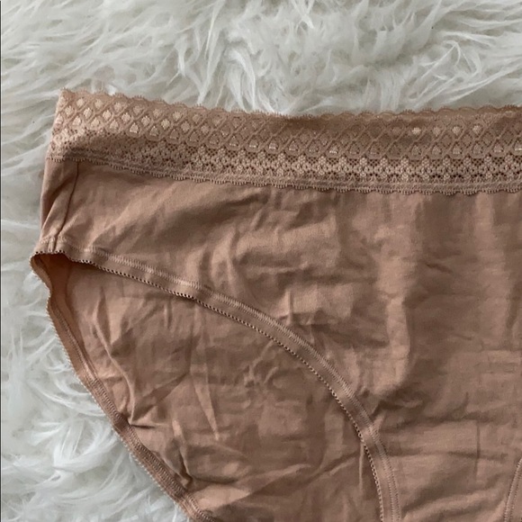 Victoria's Secret Cotton Brief Size XL - Picture 2 of 3
